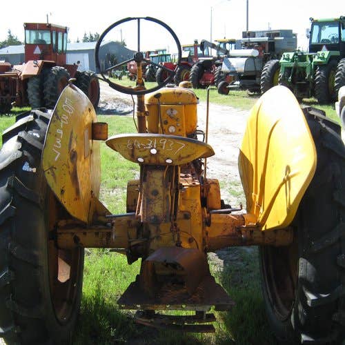 Used Minneapolis Moline ZA Tractor parts.
