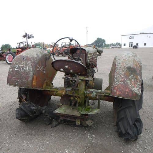 Used Minneapolis Moline ZTU Tractor parts.
