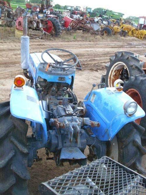 Used Mitsubishi D1850 Tractor parts.