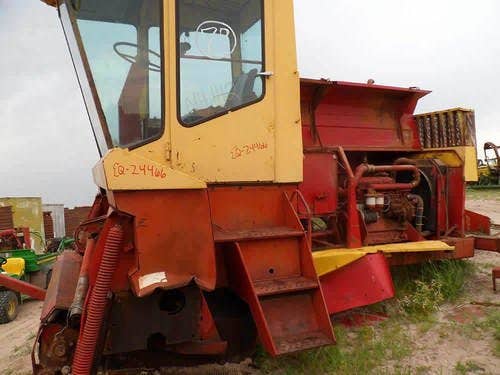 Used New Holland 1112 Hay Cutting parts.