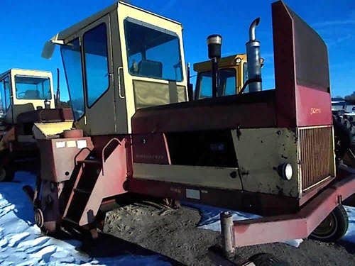 Used New Holland 1112 Hay Cutting parts.