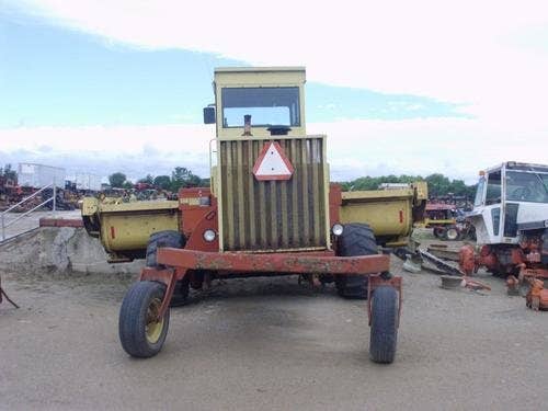 Used New Holland 1116 Hay Cutting parts.