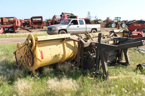 Used New Holland 1116 Hay Cutting parts.