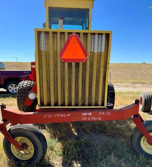 Used New Holland 1116 Hay Cutting parts.