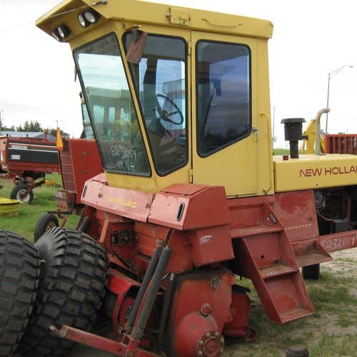 Used New Holland 1118 Hay Cutting parts.