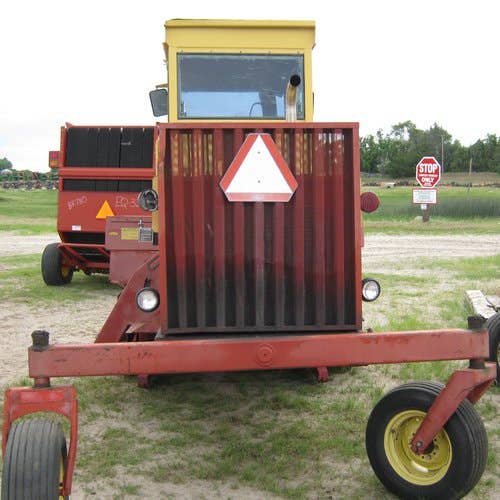 Used New Holland 1118 Hay Cutting parts.