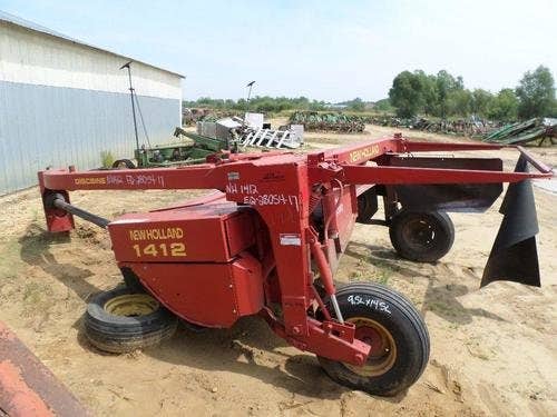 Used New Holland 1412 Hay Cutting parts.