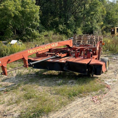 Used New Holland 1431 Hay Cutting Parts Used New Holland 1431 Hay Cutting Parts