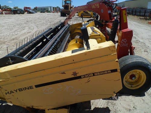 Used New Holland 1475 Hay Cutting parts.