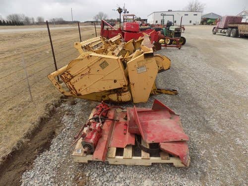 Used New Holland 1499 Hay Cutting parts.