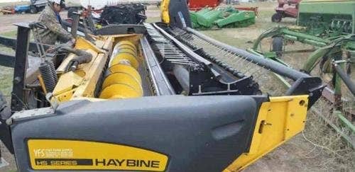 Used New Holland 16HS Header parts.