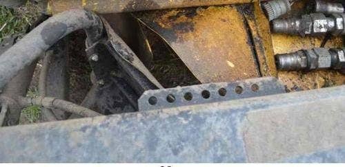 Used New Holland 16HS Header parts.