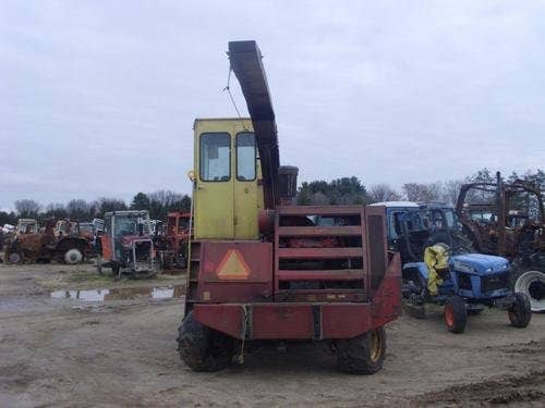 Used New Holland 1890 Harvester parts.