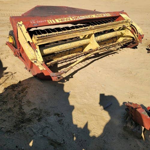 Used New Holland 492 Hay Cutting parts.