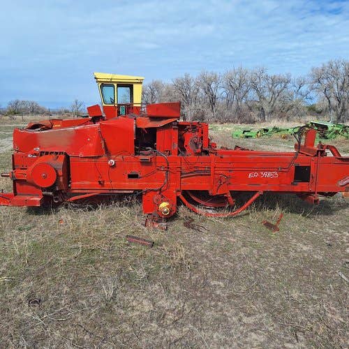 Used New Holland 500 Baler parts.