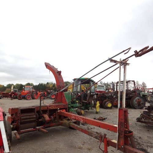Used New Holland 770 Harvester Parts Used New Holland 770 Harvester Parts