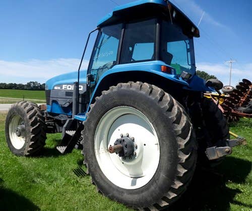 Used New Holland 8670 Tractor parts.