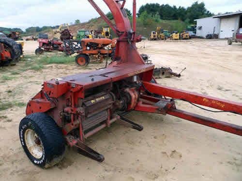 Used New Holland 890 Harvester parts.
