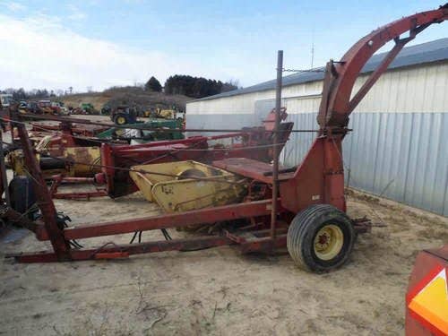 Used New Holland 890 Harvester parts.