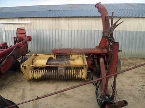 Used New Holland 890 Harvester parts.