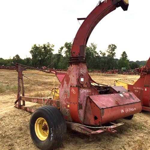Used New Holland 890 Harvester parts.