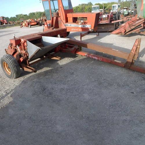 Used New Holland 890 Harvester parts.