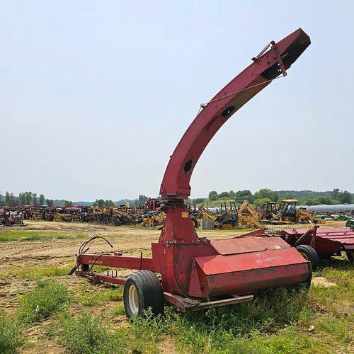 Used New Holland 892 Harvester parts.