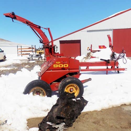 Used New Holland 900 Harvester parts.