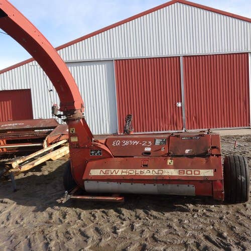 Used New Holland 900 Harvester parts.