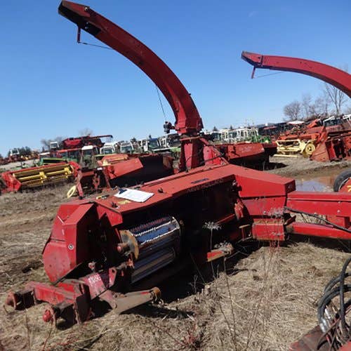 Used New Holland 900 Harvester parts.