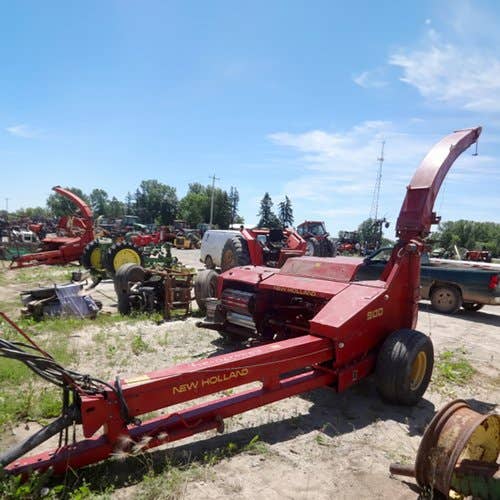 Used New Holland 900 Harvester parts.