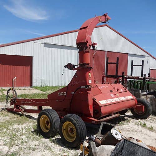 Used New Holland 900 Harvester parts.