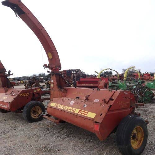 Used New Holland 900 Harvester parts.