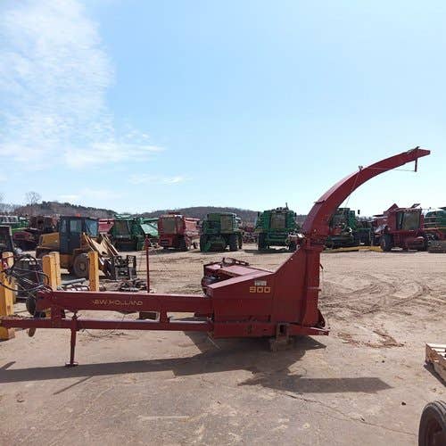 Used New Holland 900 Harvester parts.