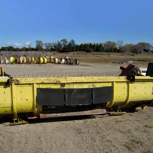 Used New Holland 910 Header parts.