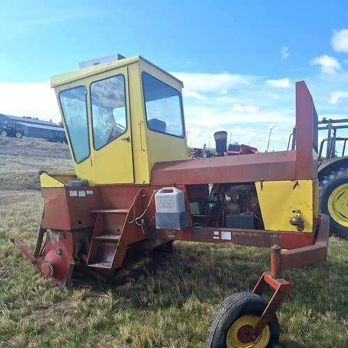 Used New Holland 912 Hay Cutting parts.