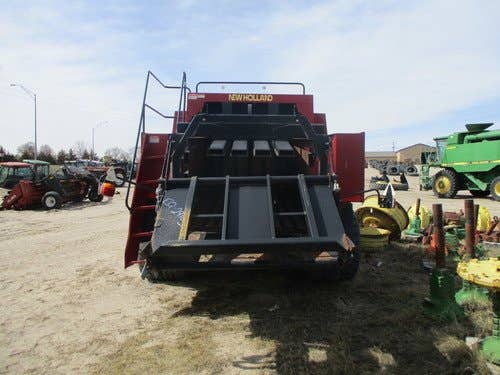 2002 Used New Holland BB960R Baler parts.