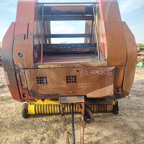 Used New Holland BR7070 Baler parts.
