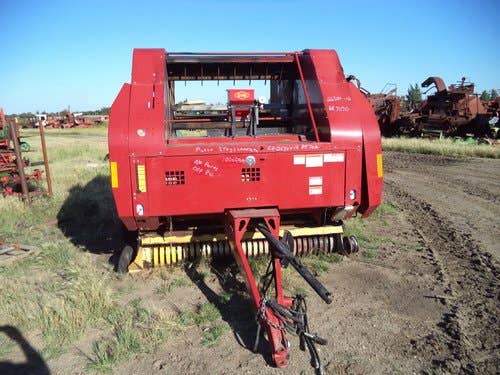 Used New Holland BR7090 Baler parts.
