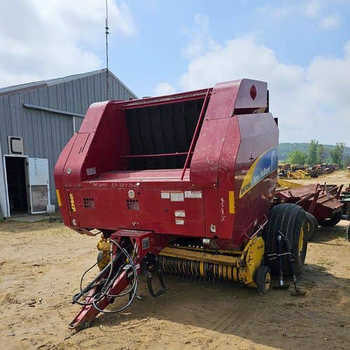 2011 Used New Holland BR7090 Baler parts.