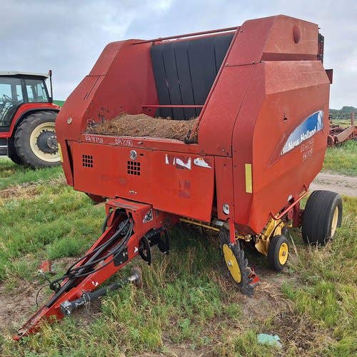 Used New Holland BR7090 Baler parts.