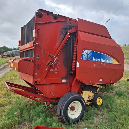 Used New Holland BR7090 Baler parts.