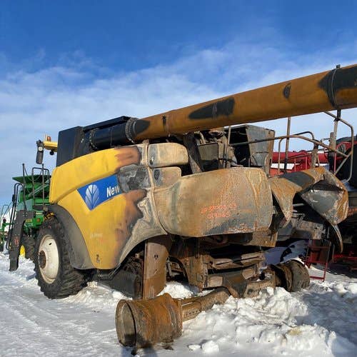 2011 Used New Holland CR9065 Combine parts.