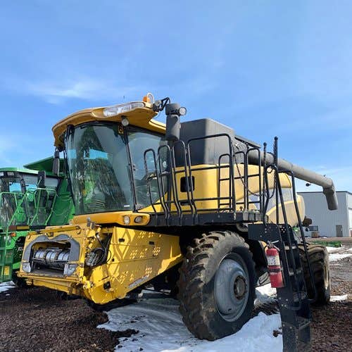 2011 Used New Holland CR9070 Combine parts.