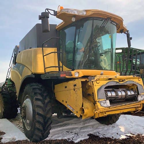 2011 Used New Holland CR9070 Combine parts.
