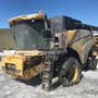 2006 Used New Holland CR940 Combine parts. 2006 Used New Holland CR940 Combine parts.