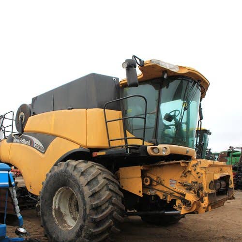 2006 Used New Holland CR960 Combine parts.