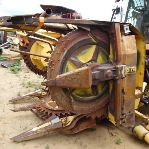 Used New Holland RI450 Header parts.