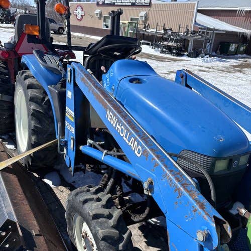 Used 2000 New Holland TC29 Tractor Parts Used 2000 New Holland TC29 Tractor Parts