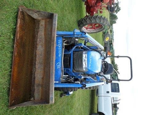Used New Holland Tc33 Tractor parts.
